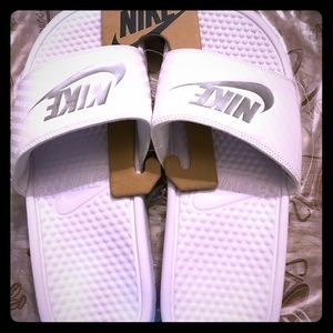 Nike slides